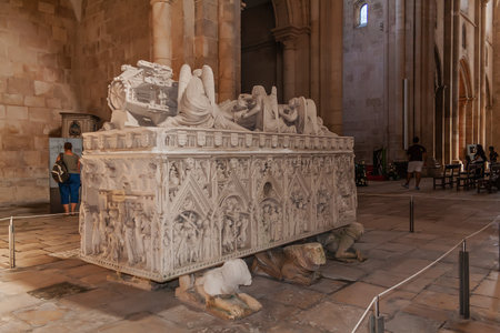 Alcobaca, Portugal - July 17, 2017: Gothic Tomb of Queen Ines de Castro with recumbent effigy and angels. Monastery of Santa Maria de Alcobaca Abbey. Funerary art masterpiece.のeditorial素材