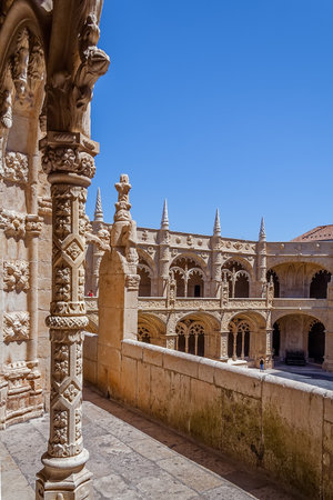 Lisbon, Portugal. Cloister of the Jeronimos Monastery or Abbey aka Santa Maria de Belem monastery. UNESCO World Heritage. Manuelino or Manuelineのeditorial素材