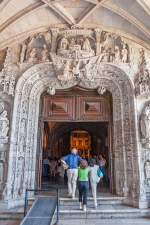 Lisbon, Portugal. West Portal of the Jeronimos Monastery or Abbey aka Santa Maria de Belem. UNESCO World Heritage Site. Manuelino or Manueline art.のeditorial素材