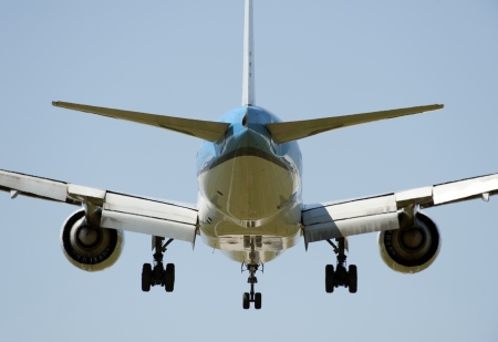 Airplane Boeing 777 200 before landing in Vancouver