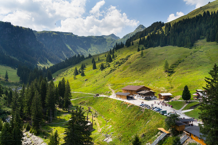 HINTERGLEMM, AUSTRIA - AUGUST 10: High rope adventure park with tree-top walk in Saalbach-Hinterglemm valley on August 10, 2015 in Hinterglemm, Austria.のeditorial素材