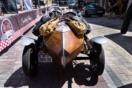 SAALBACH-HINTERGLEMM, AUSTRIA - JUNE 21 2018: Vintage car Ford Model A Speedster from 1930 oldsmobile veteran on June 21, 2018 in Saalbach-Hinterglemm, Austria.のeditorial素材