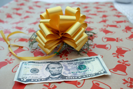how much money we spend on Christmas presents
