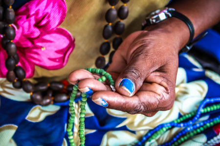 Colorful jewelry sold on the beach in southern Indiaの写真素材