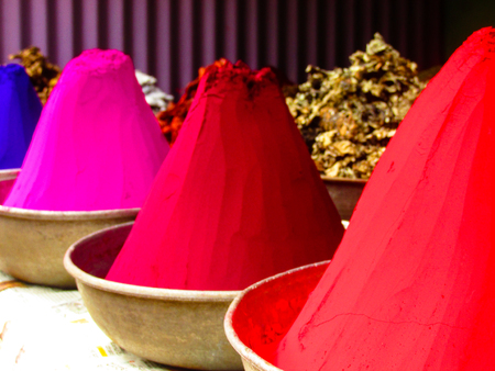 Powder colors in the market in Indiaの写真素材