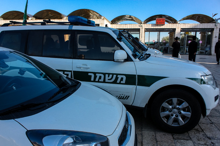 Jerusalem Israel May 14, 2018 Police car parked on the Western Wall Square of the old city of Jerusalemのeditorial素材
