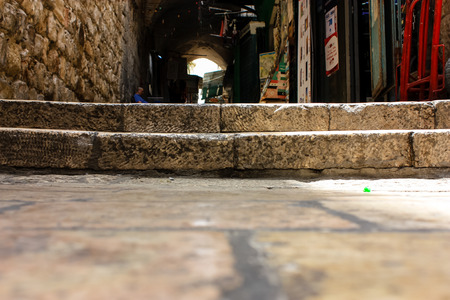Jerusalem Israel May 28, 2018 View of unknowns people walking in David street in the muslim quarter at the Old city of Jerusalem in the morningのeditorial素材
