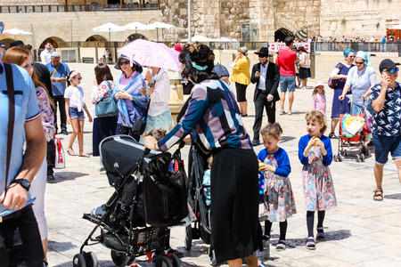 Jerusalem Israel May 21, 2018 View of unknowns people walking on the Western wall plaza in the old city of Jerusalem in the eveningのeditorial素材