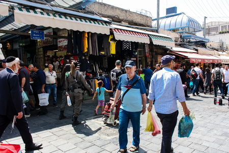 Jerusalem Israel June 1, 2018 View of unknowns people walking and shopping at Mahane Yehuda market in Jerusalem in the morningのeditorial素材