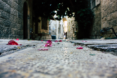 Jerusalem israel June 09, 2018 View of the street of the old city of Jerusalem from the ground level in the afternoonのeditorial素材