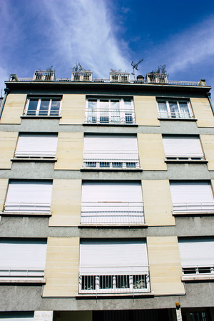 Reims France July 02, 2018 View of buildings in Rue Des Poissonniers street of the city of Reims in the morningのeditorial素材