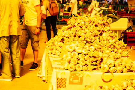 Reims France July 14, 2018 View of unknowns people shopping at the Reims market in the morningのeditorial素材