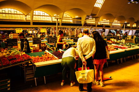 Reims France July 14, 2018 View of unknowns people shopping at the Reims market in the morningのeditorial素材