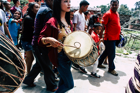 Kathmandu Nepal August 27, 2018 View of unknown Hindu people performing at Pashupatinath temple in the morningのeditorial素材