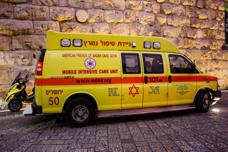 Jerusalem Israel May 10, 2018 View of a Israeli ambulance in the street of the old city of Jerusalem in the eveningのeditorial素材