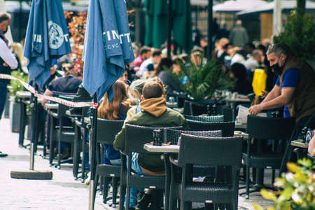Reims France May 20, 2021 The French people once again eat freely on the terraces of restaurants which have remained closed for 6 months following the coronavirus pandemic which has hit Franceのeditorial素材