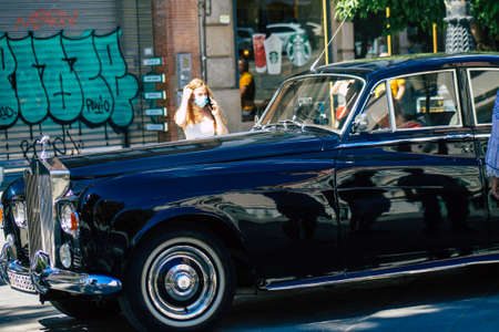 Seville Spain September 18, 2021 Traffic jam in the streets of Seville, an emblematic city and the capital of the region of Andalusia, in the south of Spainのeditorial素材