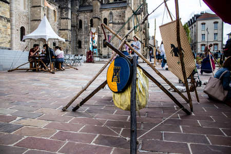 Reims, France - May 28, 2022 Street show and historical reconstruction which transports visitors to the heart of the Middle Ages during the Johanniques festivities which take place in the city of Reimsのeditorial素材
