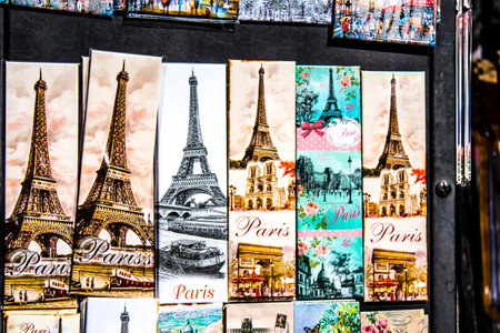 Paris, France - September 14, 2022 Decorative objects and various gift sold in a souvenir shop, tourists take home typical French and Parisian object, the objects are mainly made in France and Europeのeditorial素材
