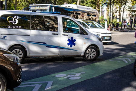 Paris, France - September 14, 2022 Ambulance driving through the streets of Paris during the coronavirus outbreak hitting Franceのeditorial素材
