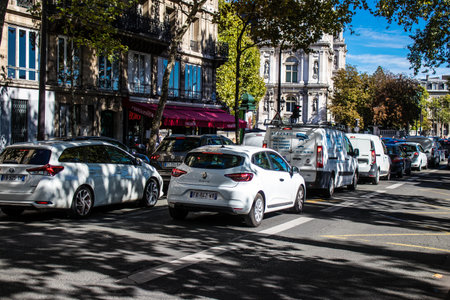 Paris, France - September 14, 2022 Traffic jam in the streets of Paris, an emblematic city and the capital of Franceのeditorial素材