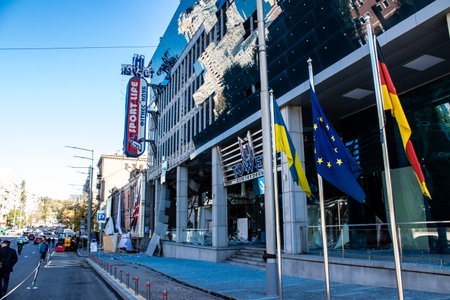 Aftermath of massive Russian missile attacks, an office building near the train station was hit hard. Missiles hit in 4 places in the city of Kyiv. 9 people died and 36 people were injured. Russia threatens more strikes after missiles hit cities across Ukのeditorial素材