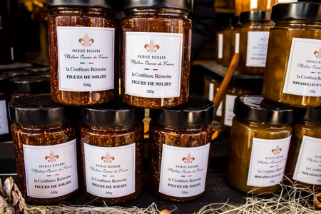 Food products at the Christmas Market in Reims will take place from December 1 to 30, 2022. On the Promenades Jean-Louis Schneiter, the 150 chalets of the "Christmas Village" will be deployed.のeditorial素材