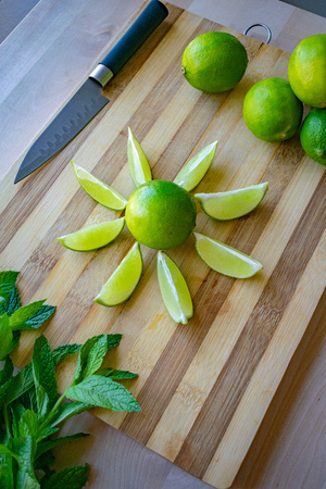 sunny lime prep for making fruity mojito cocktailsの写真素材