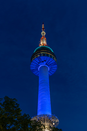 SEOUL, SOUTH KOREA - MAY 5, 2018: The N Seoul Tower or Namsan Tower at night time. A communication tower and popular weekend destination at the top of the Namsan Mountain in Seoul, South Korea.のeditorial素材