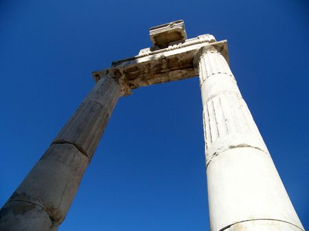 Ancient pillars of the agora marketplace on Kos Island.の写真素材