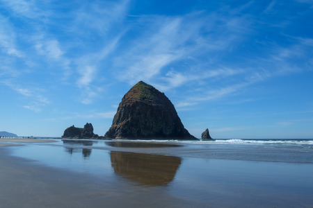 Haystack Rock, Cannon Beach, Oregon, USAの写真素材