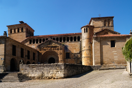 Colegiata de Santa Juliana, Santillana del Mar, Cantabria, Spainのeditorial素材