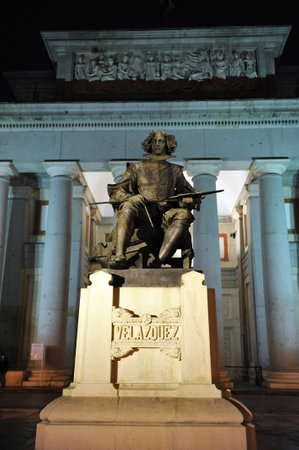 Statue of the painter Velazquez in the Museo del Prado, Madrid, Spainのeditorial素材