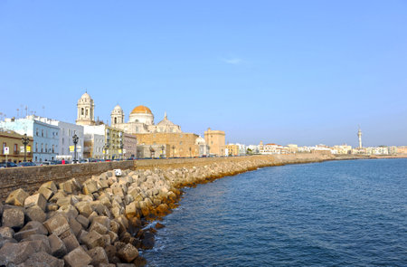 Baroque Cathedral of Cadiz, Atlantic ocean, Andalusia, Spain, Europeのeditorial素材