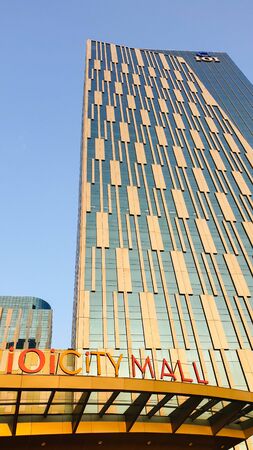 Putrajaya / Malaysia - June 30, 2019: The exterior of the grand main entrance of the IOI City Mallのeditorial素材