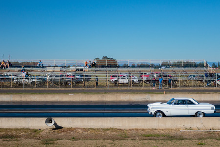 WOODBURN, OR - SEPTEMBER 27, 2015: Open shifter classification vehicle competing at the NHRA 30th Annual Fall Classic at the Woodburn Dragstrip.のeditorial素材