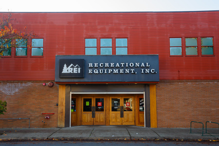 EUGENE, OR - NOVEMBER 21, 2015: Recreational Equipment, Inc., or REI as commonly referred to, storefront in Eugene Oregon.のeditorial素材