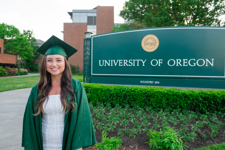 University of Oregon Female College Gradのeditorial素材