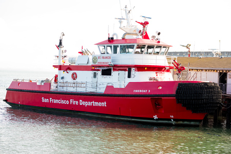 San Francisco Fire Department Fireboatのeditorial素材