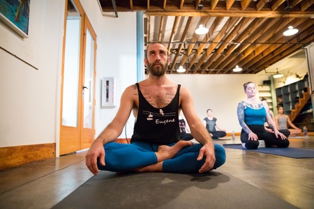 Yoga Studio Editorialのeditorial素材