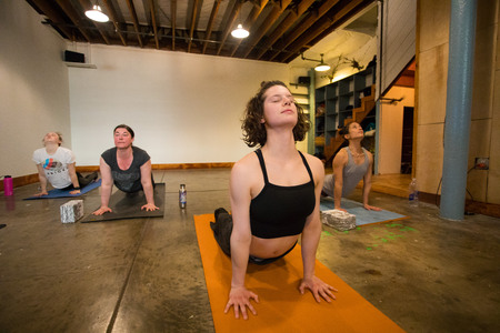 Yoga Studio Editorialのeditorial素材