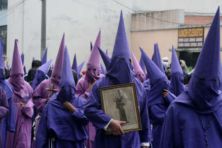 Quito, Ecuador - april 06, 2012 - Penitents at the Good Friday processionのeditorial素材