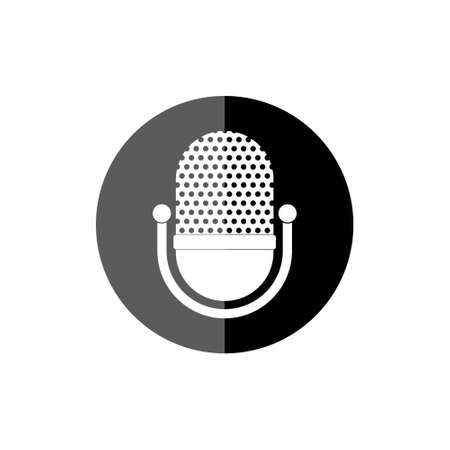 Microphone icon, Illustration in flat styleのイラスト素材