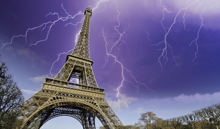 Storm and Lightnings over Eiffel Tower, Parisの写真素材