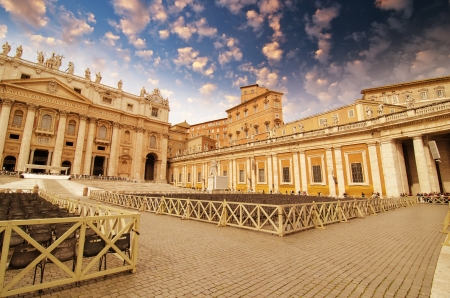 Rome St Peter Basilica and Colonnade - Piazza San Pietro - Italyのeditorial素材