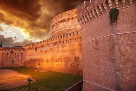 Castel Santangelo at autumn sunset, beautiful side view - Rome のeditorial素材