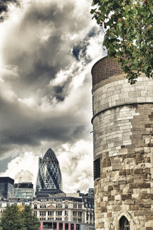Tower of London  Beautiful view in autumn のeditorial素材