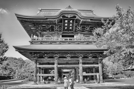 TOKYO - AUG 11: Kamakura Temple and Gardens on August 11, 2013 in Tokyo. Kamakura was designated as a city on November 3, 1939.のeditorial素材