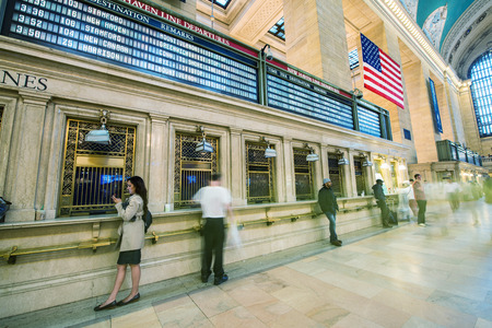 NEW YORK CITY - JUN 10: Interior of Grand Central Station on June 10, 2013 in New York City, NY. The terminal is the largest train station in the world by number of platforms having 44のeditorial素材