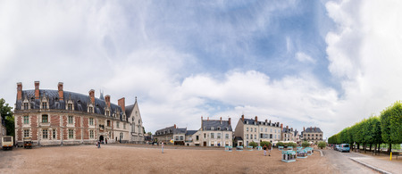 Castle of Blois along Loire river with city square.のeditorial素材